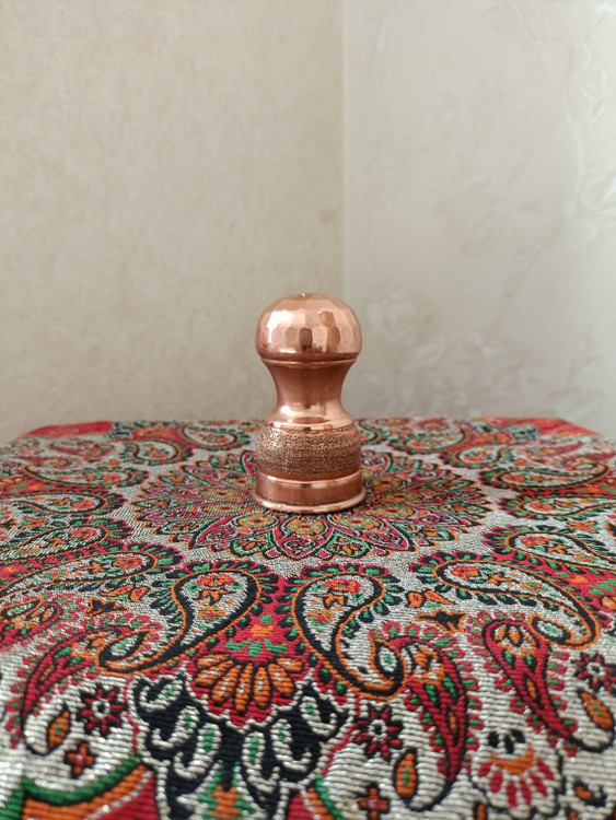 نمکدان مسی چکشی طرح رُخ با قلعکاری داخل و روکش نانو دستساز زنجان