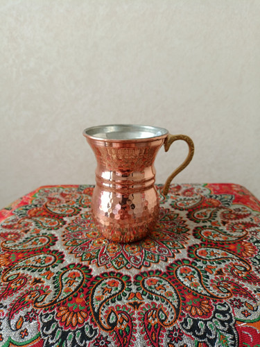 لیوان مسی چکشی تُرک با دسته برنجی با قلع کاری داخل و روکش نانو دستساز زنجان