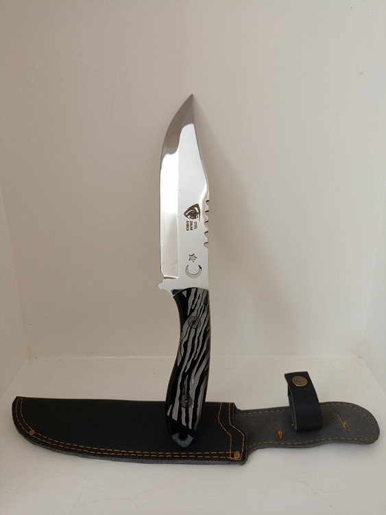 چاقوی شکاری دنده ای استیل غلافدار دست ساز زنجان